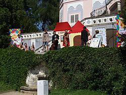 Soutěž Nejlep&scaron;&iacute; česk&aacute; &scaron;kola, Česk&yacute; Krumlov, Ot&aacute;čiv&eacute; hledi&scaron;tě, 18.6.2012