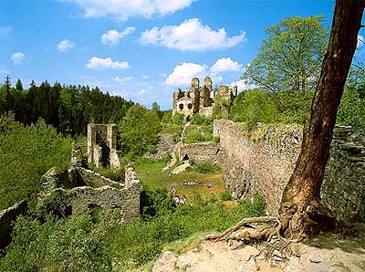Ruine der Burg Dívčí Kámen, Foto:  Libor Sváček 