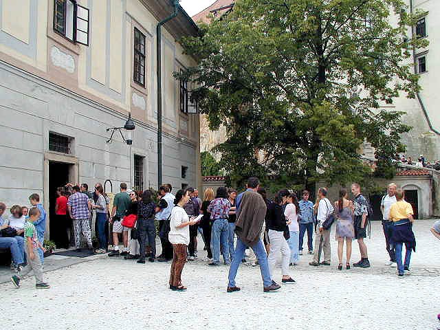 Gib Angaben für die Ansichtskarte ein