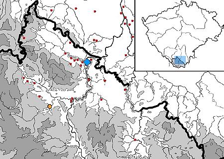 Auf der Karte der Region Český Krumlov sind die bisher entdeckten Beweise der keltischen Besiedlung im 1. Jahrhundert vor Christus markiert (nach P. Zavřel): rote Punkte – Reste keltischer Siedlungen und vereinzelte Funde von Keramik; blauer Rhombus – keltisches Oppidum Třísov; orangefarbener Punkt – Lage der urzeitlichen Siedlung in Novosedly bei Kájov. Zeichnung von M. Ernée.  