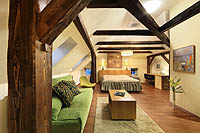 Suite No. 10, 2 + 2, Alchymy Riverside