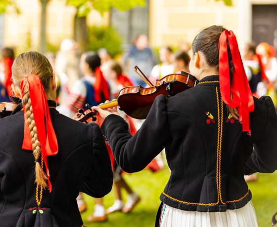 Svatováclavské slavnosti & Mezinárodní folklorní festival