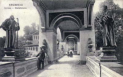 Český Krumlov, historical photo of the passage across the Cloak Bridge 