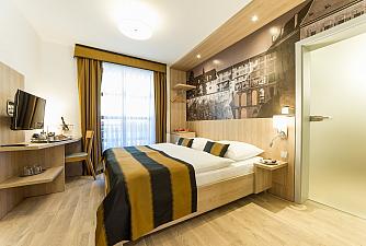 Garni Hotel Castle Bridge