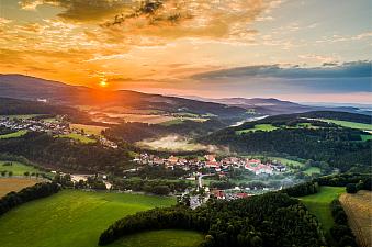 A monastery and castle ruin in one day