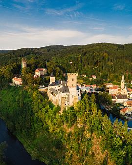 Rožmberk (Rosenberg) – Vítkův Hrádek (Wittigstein)