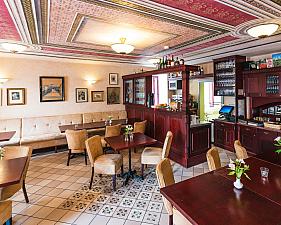 Restaurant & Café Jakub