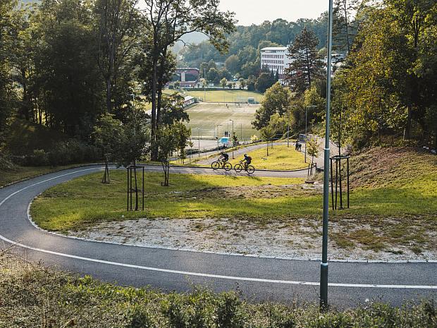 Cycle path - serpentine