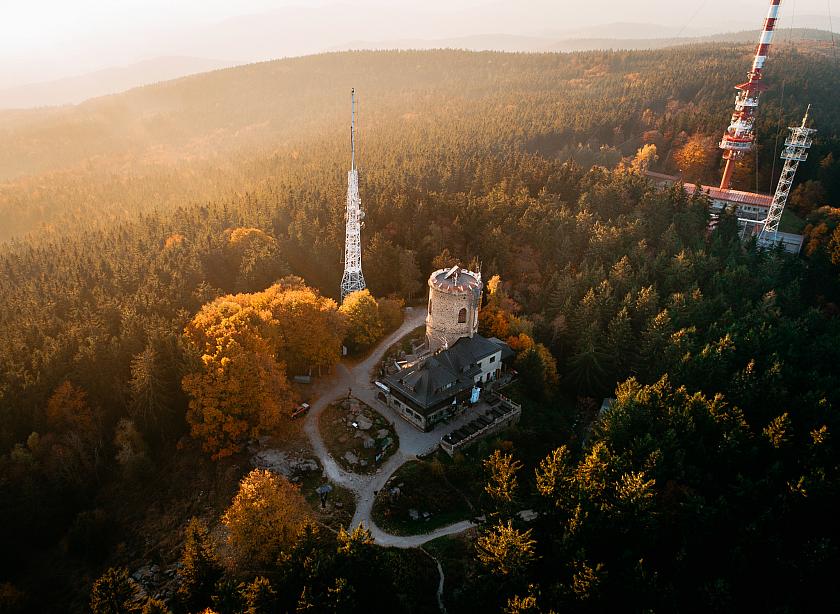 Vlakem na Kleť (po železnici do Holubova a odtud pěšky na vrchol)