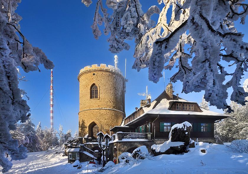 Aussichtsturm Kleť im Blansker Wald (Blanský les)