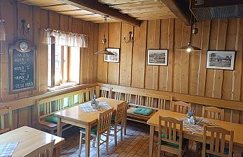 Vltava Port Riverside Restaurant-Café-Pension