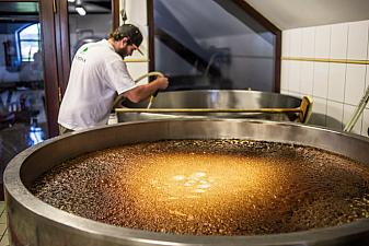 Destilérka, pivovar, čokoládovna a wellness na Svachovce