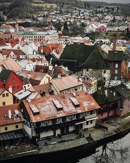 [EN👇] Mysleli jsme, že už začalo jaro a on přitom přišel sníh… Blíží se holt apríl. 🥶

A jak je u vás? 😉
_________
Please read the English text in the comments.

#ceskykrumlovofficial #ceskykrumlovregion #jiznicechy #ceskykrumlov #krumlov #jihoceskykraj #unesco #uzasnamista #fotimecesko #krasnecesko #uzasnecesko #kudyznudy #svetovecesko #czechrepublic #visitczechia #visitcz