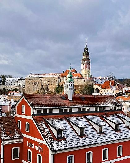 První letošní zasněžená fotka… ☃️

Máte taky úlovek? ❄️ Pošlete nám ho do zpráv! 😊

Za foto díky 📸 @imarinamarina 

#ceskykrumlovofficial #ceskykrumlovregion #jiznicechy #ceskykrumlov #krumlov #jihoceskykraj #unesco #uzasnamista #fotimecesko #krasnecesko #uzasnecesko #kudyznudy #svetovecesko #ceskarepublika #czechrepublic #visitczechrepublic #visitcz #kamnavylet